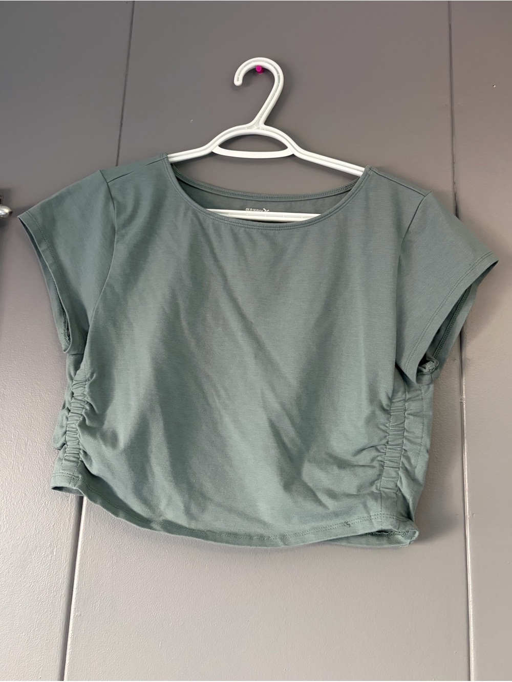 Old Navy Sage Green Cropped Ruched Side Tee